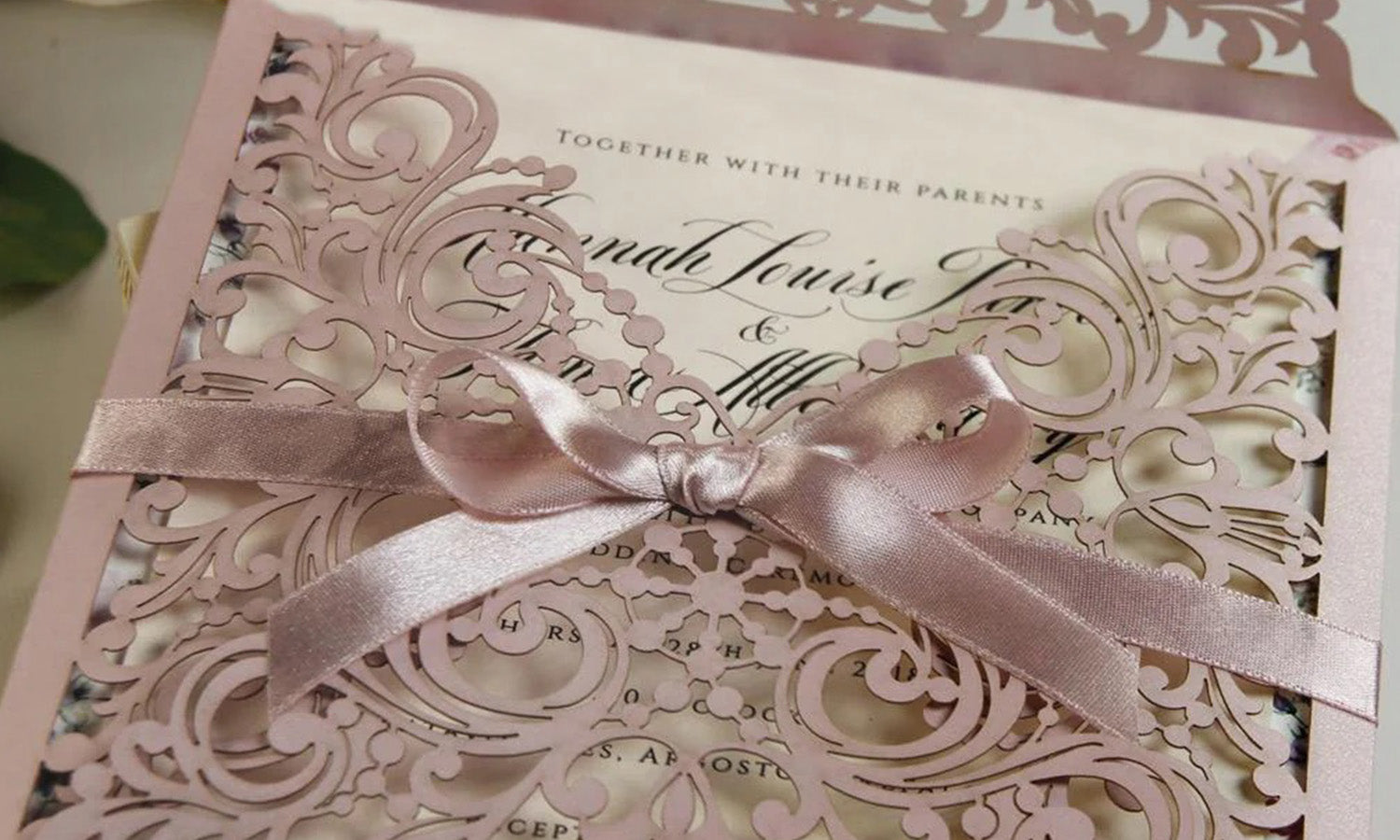 What to Write in a Wedding Card: Heartfelt Messages & Inspiration - Uflower