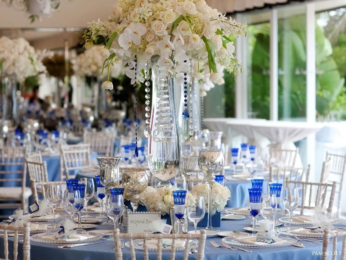 A Few Wedding Colors You'll See Everywhere in 2025
