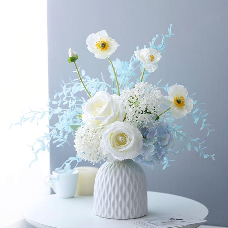 Simple rose hydrangea living room table bouquet