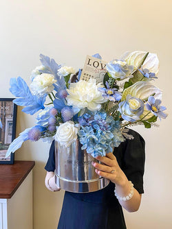 Cuddle Bucket fake flowers simulation bouquet floral arrangement gift box high-grade