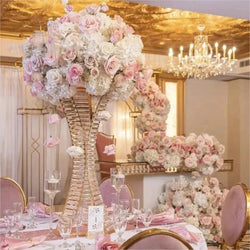 Transparent Small Waist Crystal Flower Holder Wedding Acrylic Flower Holder