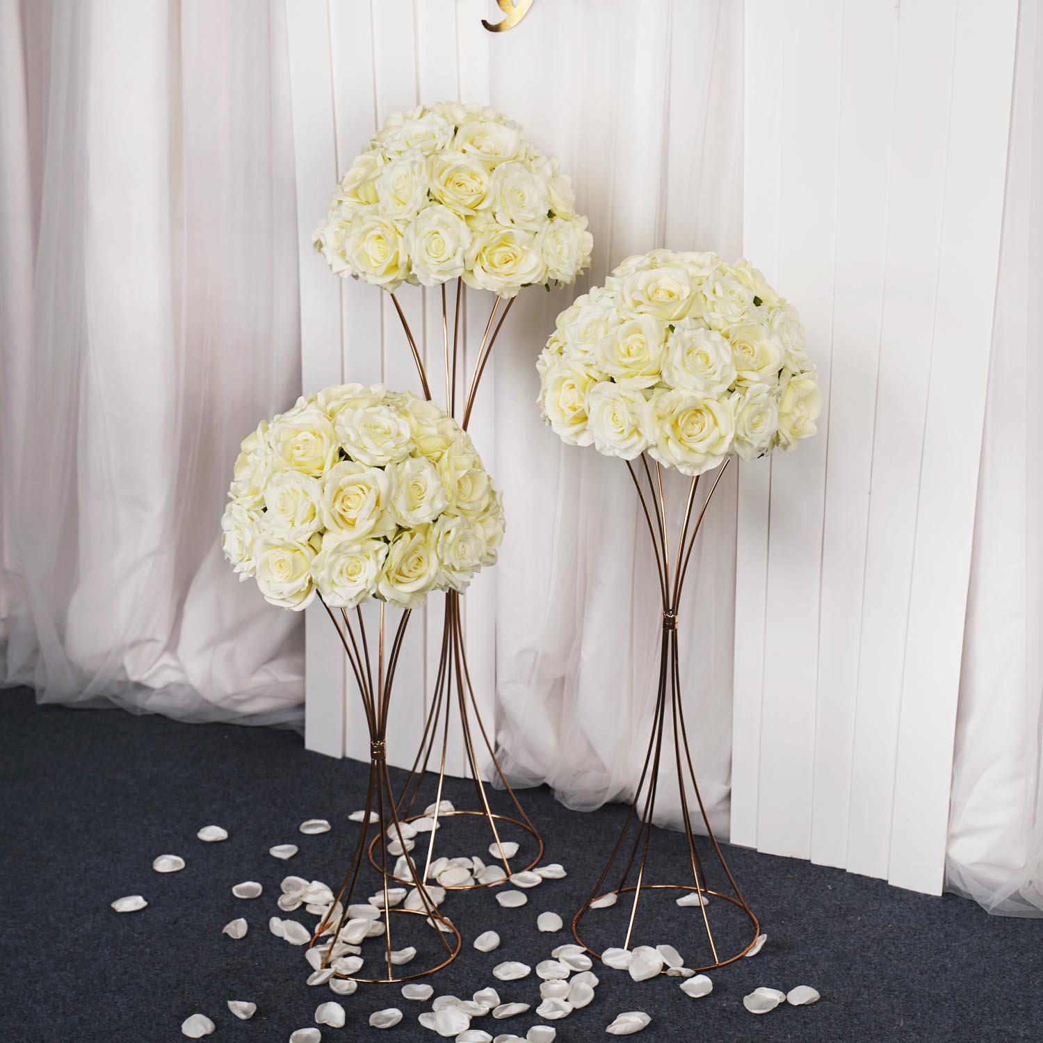 Elegant White Flower Arrangements 7 picture