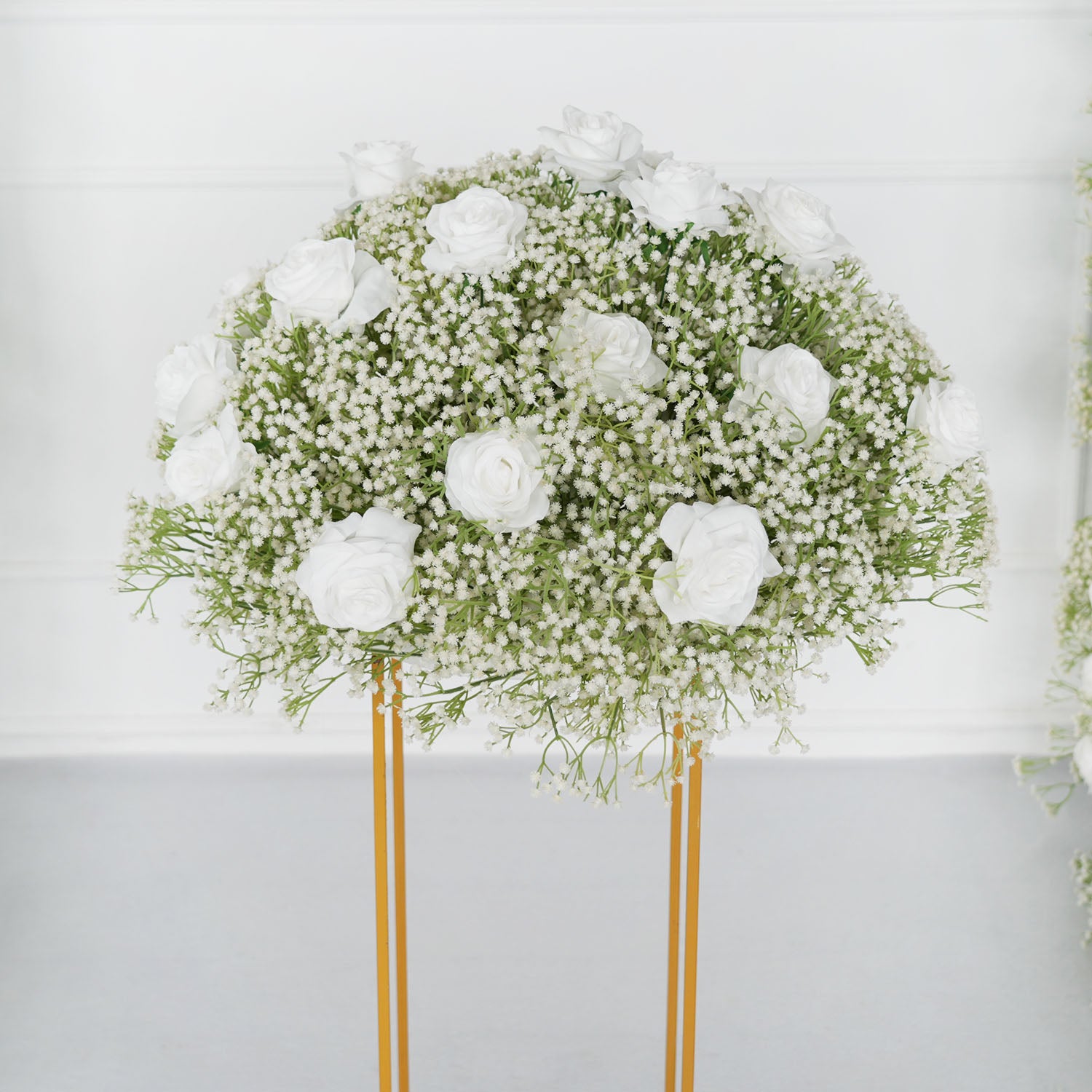 Luxury White Rose Wedding Table Flower Luxury White Rose Wedding Flower Ball Figure 1