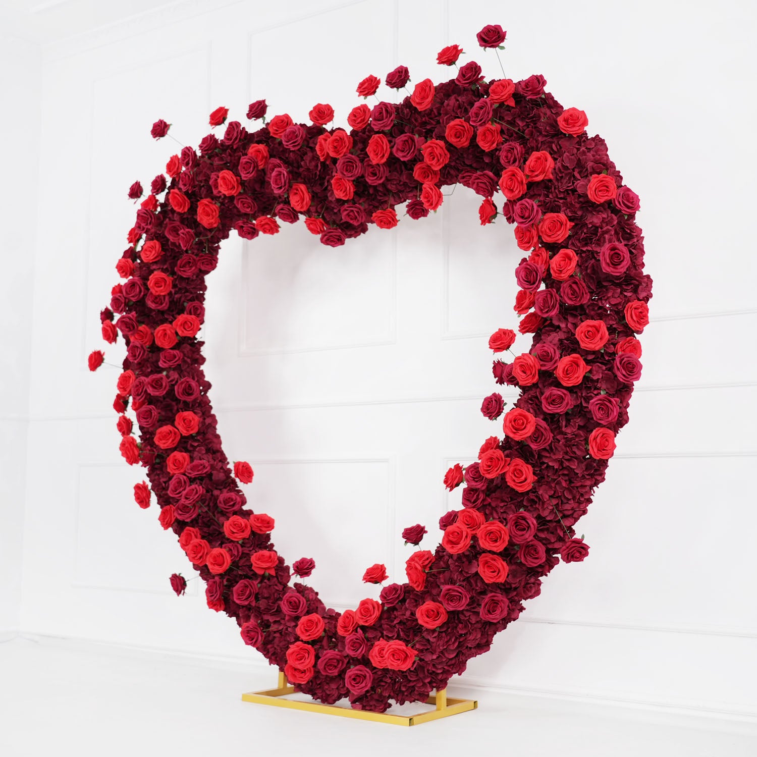 2m*2m(78.7 inch * 78.7 inch) Red Rose Heart Shape Without Flower Row Without Stand