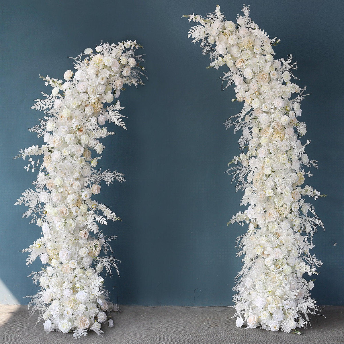 White Rose Horn Arch Artificial Flower Decor